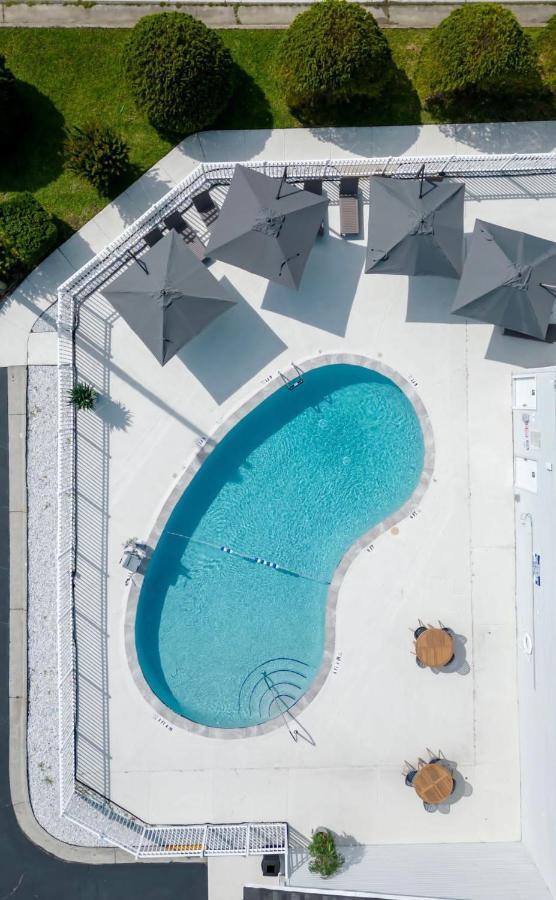 Golden Isles Inn & Suites 브런즈윅 외부 사진