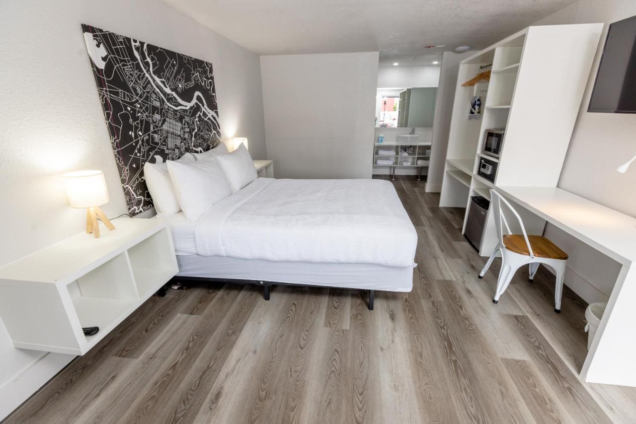 Golden Isles Inn & Suites 브런즈윅 외부 사진